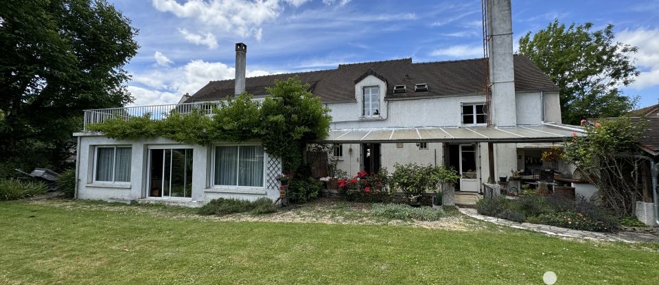 House 9 rooms of 230 m² in Vert-le-Grand (91810)