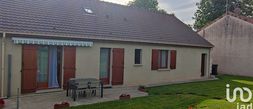 House 5 rooms of 108 m² in Braux-Sainte-Cohière (51800)