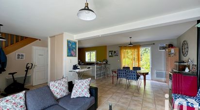 Maison 5 pièces de 95 m² à Saint-Gravé (56220)