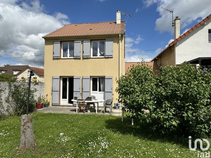 Maison 4 pièces de 106 m² à Mitry-Mory (77290)