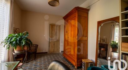 House 11 rooms of 255 m² in Saint-Julien-en-Born (40170)