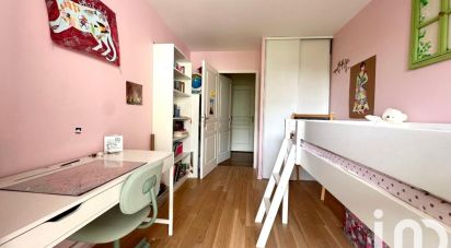 Appartement 4 pièces de 86 m² à Courbevoie (92400)