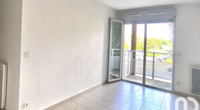 Apartment 3 rooms of 56 m² in Saujon (17600)