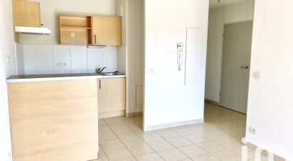 Apartment 3 rooms of 56 m² in Saujon (17600)