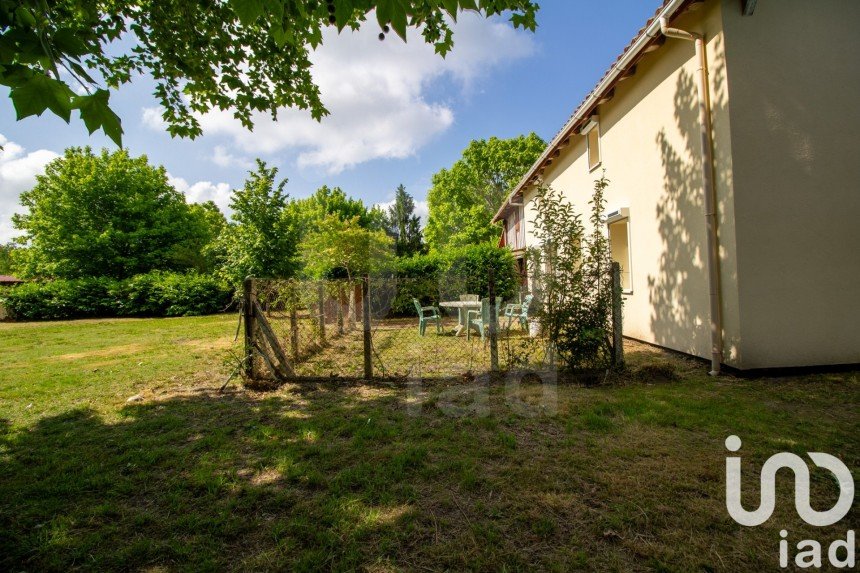 Maison 5 pièces de 130 m² à Lit-et-Mixe (40170)