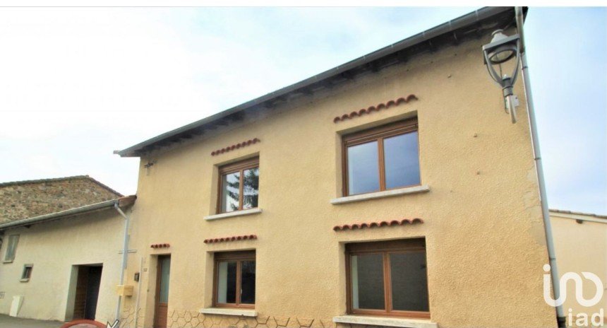 Village house 5 rooms of 87 m² in Grézolles (42260)