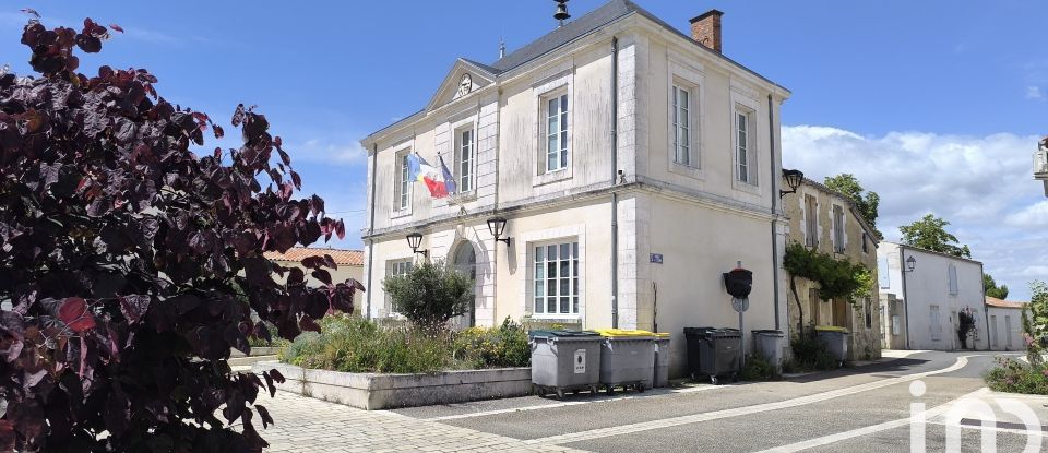 House 4 rooms of 86 m² in Saint-Sauveur-d'Aunis (17540)