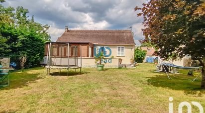 Traditional house 5 rooms of 95 m² in Fontenay-Trésigny (77610)