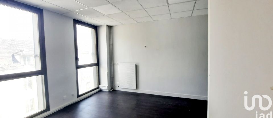 Apartment 2 rooms of 37 m² in Troyes (10000)