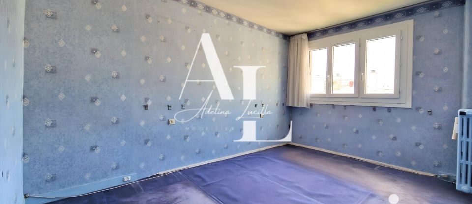 Apartment 4 rooms of 80 m² in Châtillon (92320)