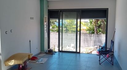 Maison 4 pièces de 75 m² à Saint-Joseph (97480)