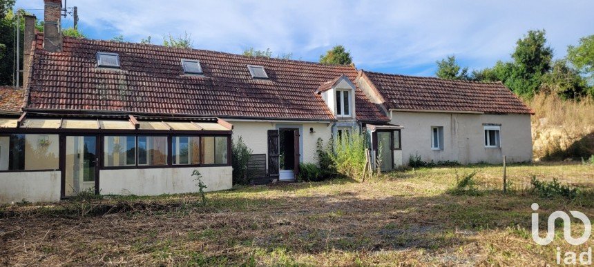 Longere 8 rooms of 136 m² in Osmery (18130)