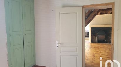 Longere 8 rooms of 136 m² in Osmery (18130)