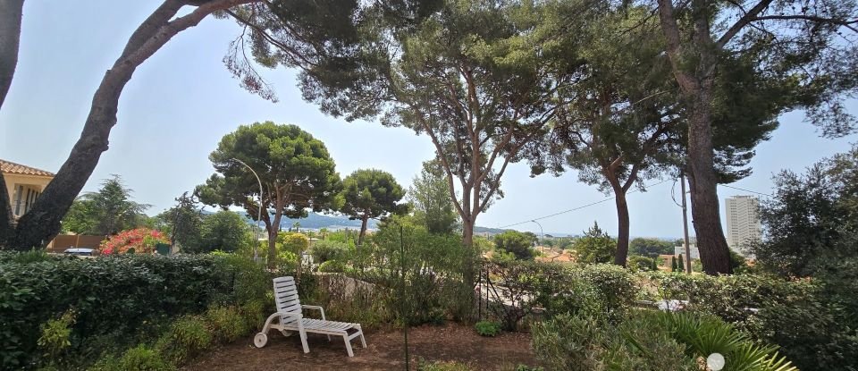 Apartment 3 rooms of 72 m² in La Seyne-sur-Mer (83500)