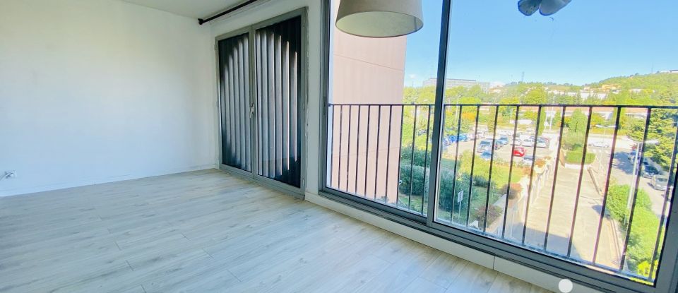 Apartment 3 rooms of 66 m² in Martigues (13500)