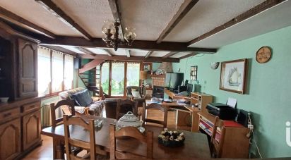 Traditional house 5 rooms of 120 m² in Lys-lez-Lannoy (59390)