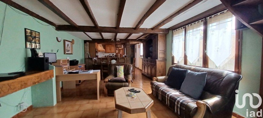 Traditional house 5 rooms of 120 m² in Lys-lez-Lannoy (59390)