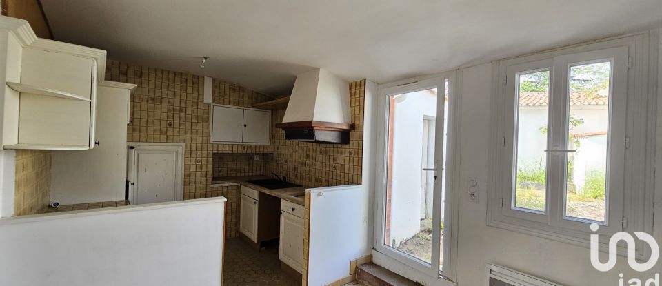 House 4 rooms of 92 m² in Moutiers-les-Mauxfaits (85540)