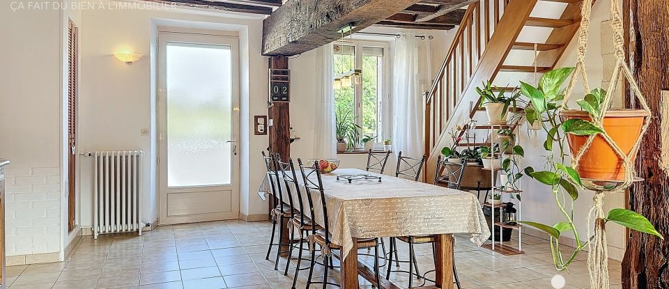 Maison 9 pièces de 190 m² à Château-Renard (45220)