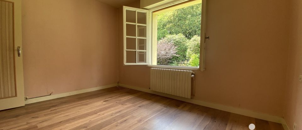 Maison traditionnelle 6 pièces de 105 m² à Moustoir-Ac (56500)