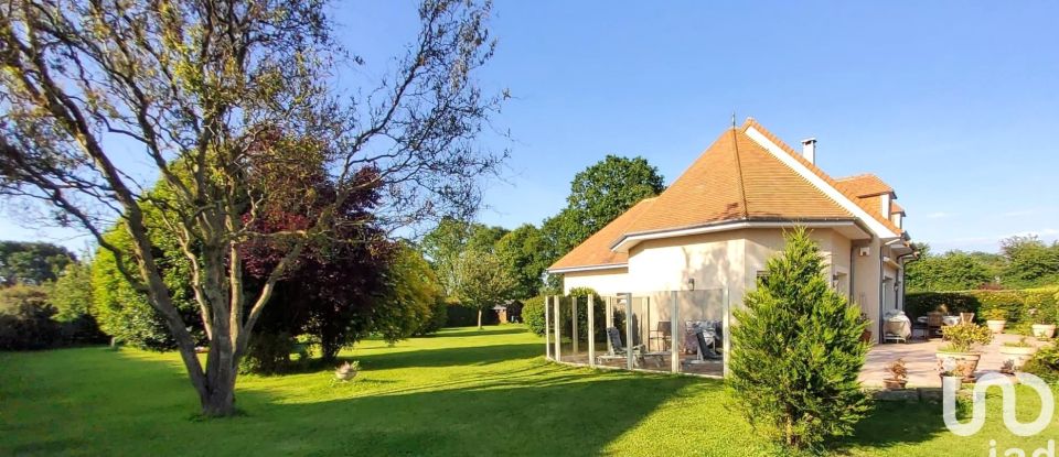 Traditional house 6 rooms of 163 m² in Pont-l'Évêque (14130)