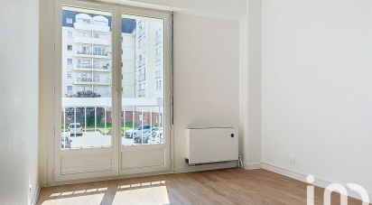 Appartement 2 pièces de 49 m² à Maurepas (78310)