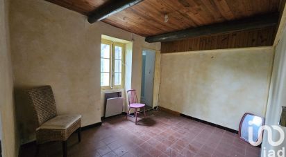 Traditional house 2 rooms of 40 m² in Saint-Marcel-de-Careiret (30330)