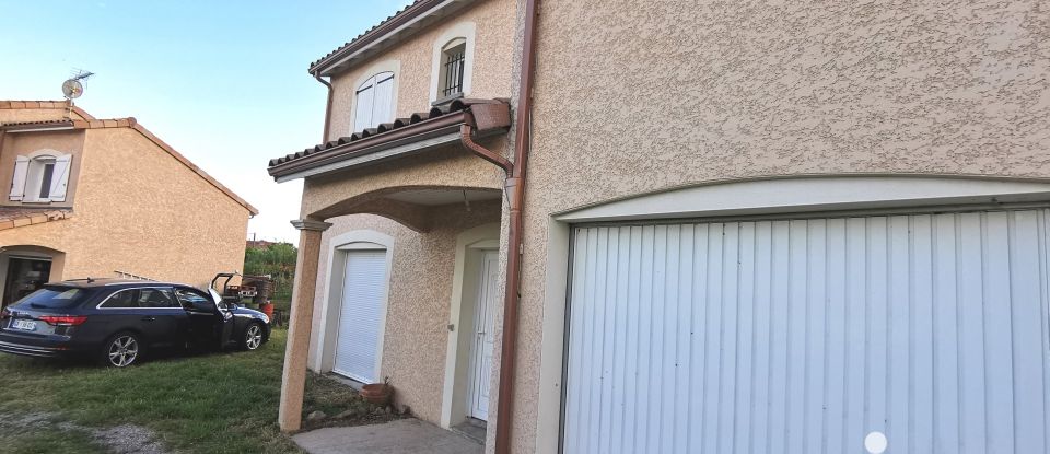 Traditional house 6 rooms of 125 m² in Roiffieux (07100)