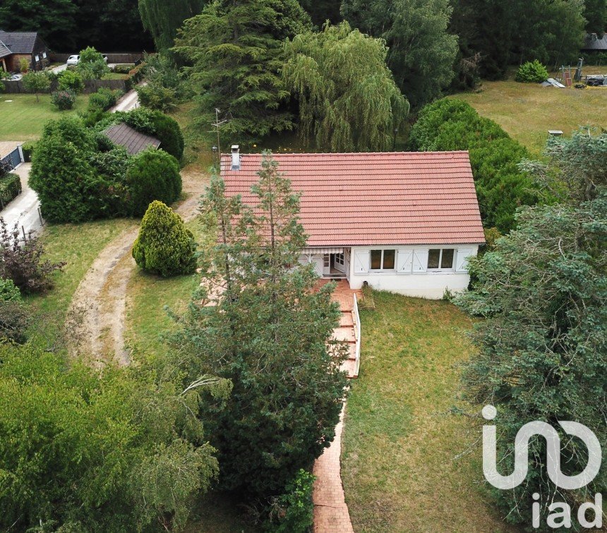 Maison 4 pièces de 86 m² à Fay-aux-Loges (45450)