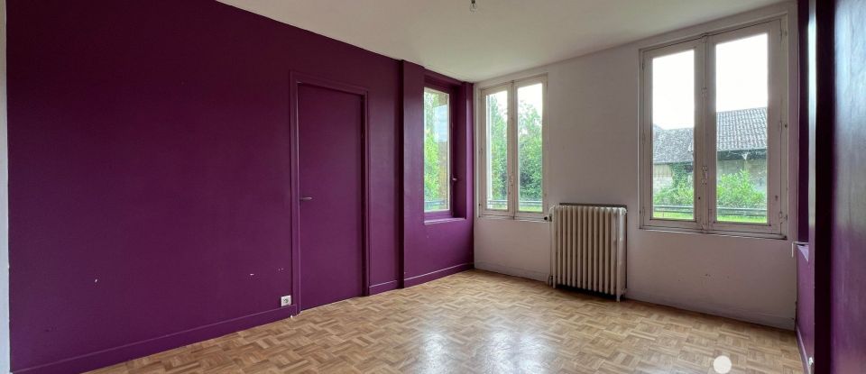 Maison 6 pièces de 160 m² à Launois-sur-Vence (08430)