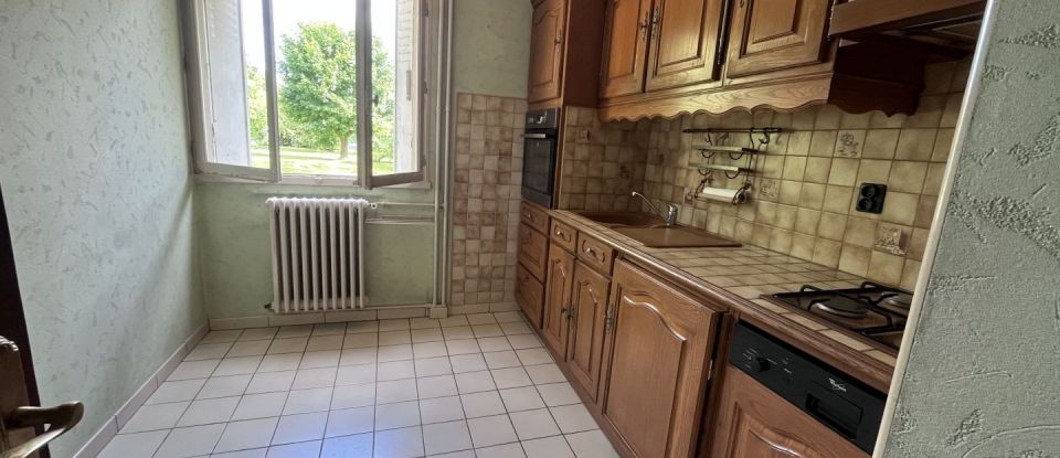 Appartement 4 pièces de 87 m² à Tours (37100)