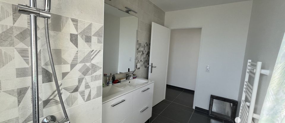 Appartement 4 pièces de 90 m² à Livron-sur-Drôme (26250)