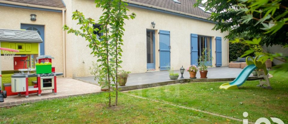 Maison 6 pièces de 150 m² à Liverdy-en-Brie (77220)