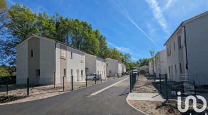 Maison 5 pièces de 98 m² à Saint-Michel-de-Rieufret (33720)