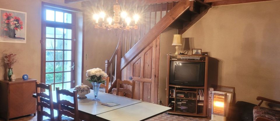 House 7 rooms of 176 m² in Saint-André-Goule-d'Oie (85250)