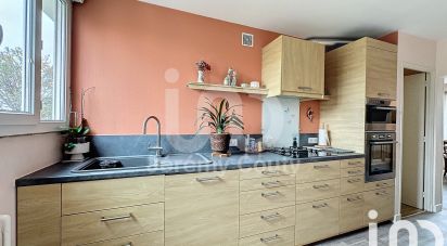 Apartment 5 rooms of 68 m² in Nantes (44000)