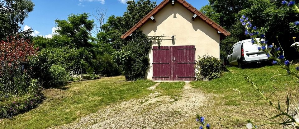 Traditional house 7 rooms of 170 m² in Sainte-Radegonde (71320)