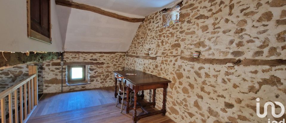 Maison 4 pièces de 200 m² à Tayrac (12440)