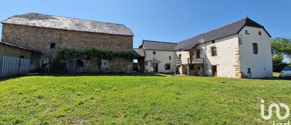 Maison 4 pièces de 200 m² à Tayrac (12440)