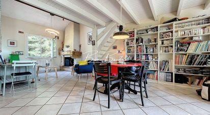 Maison 5 pièces de 110 m² à Fargues-Saint-Hilaire (33370)