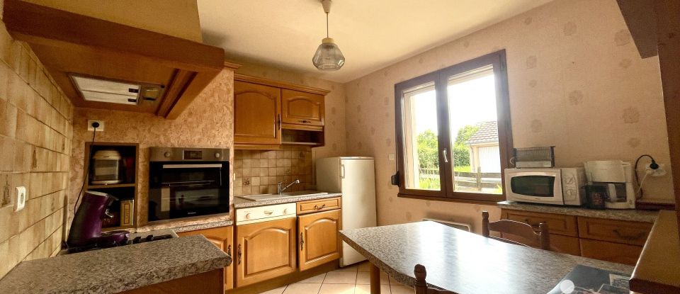 Maison 4 pièces de 90 m² à Neuvy-Grandchamp (71130)