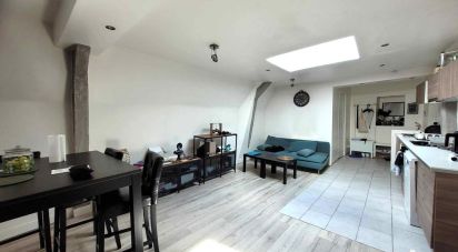 Apartment 3 rooms of 77 m² in Chambly (60230)