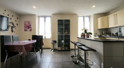 House 5 rooms of 106 m² in Alignan-du-Vent (34290)