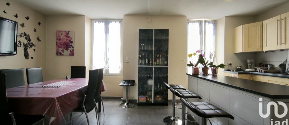 House 5 rooms of 106 m² in Alignan-du-Vent (34290)