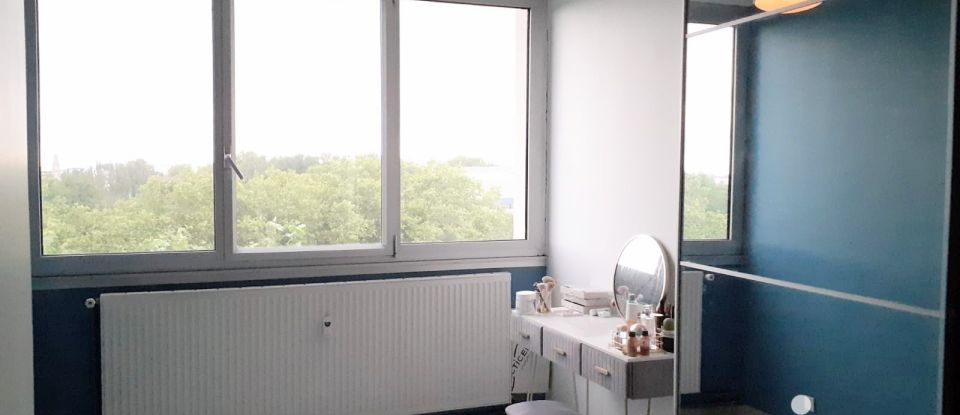 Appartement 4 pièces de 76 m² à Lille (59000)