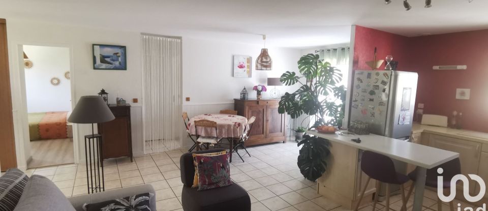 Maison 3 pièces de 70 m² à Bordes (64510)