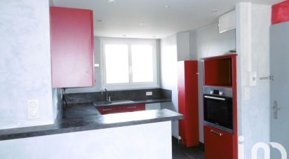 Apartment 2 rooms of 51 m² in L'Isle-sur-le-Doubs (25250)