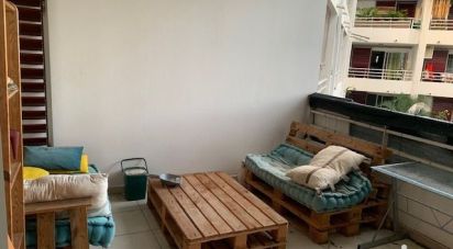 Apartment 3 rooms of 64 m² in Saint-Denis (97400)