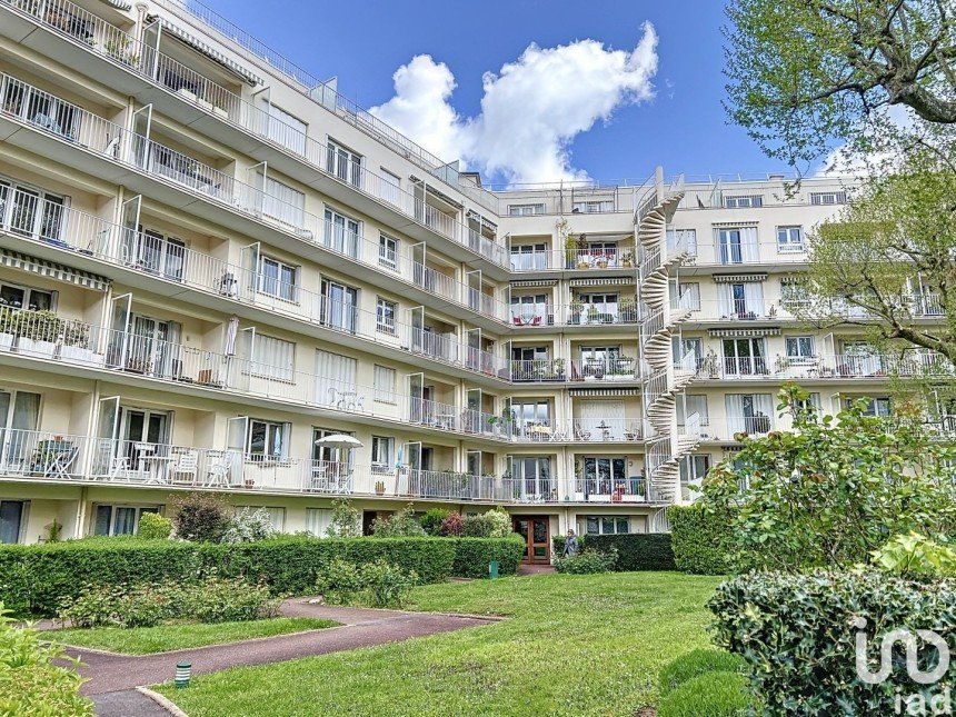 Appartement 4 pièces de 80 m² à Versailles (78000)