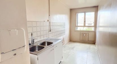 Apartment 4 rooms of 80 m² in Versailles (78000)